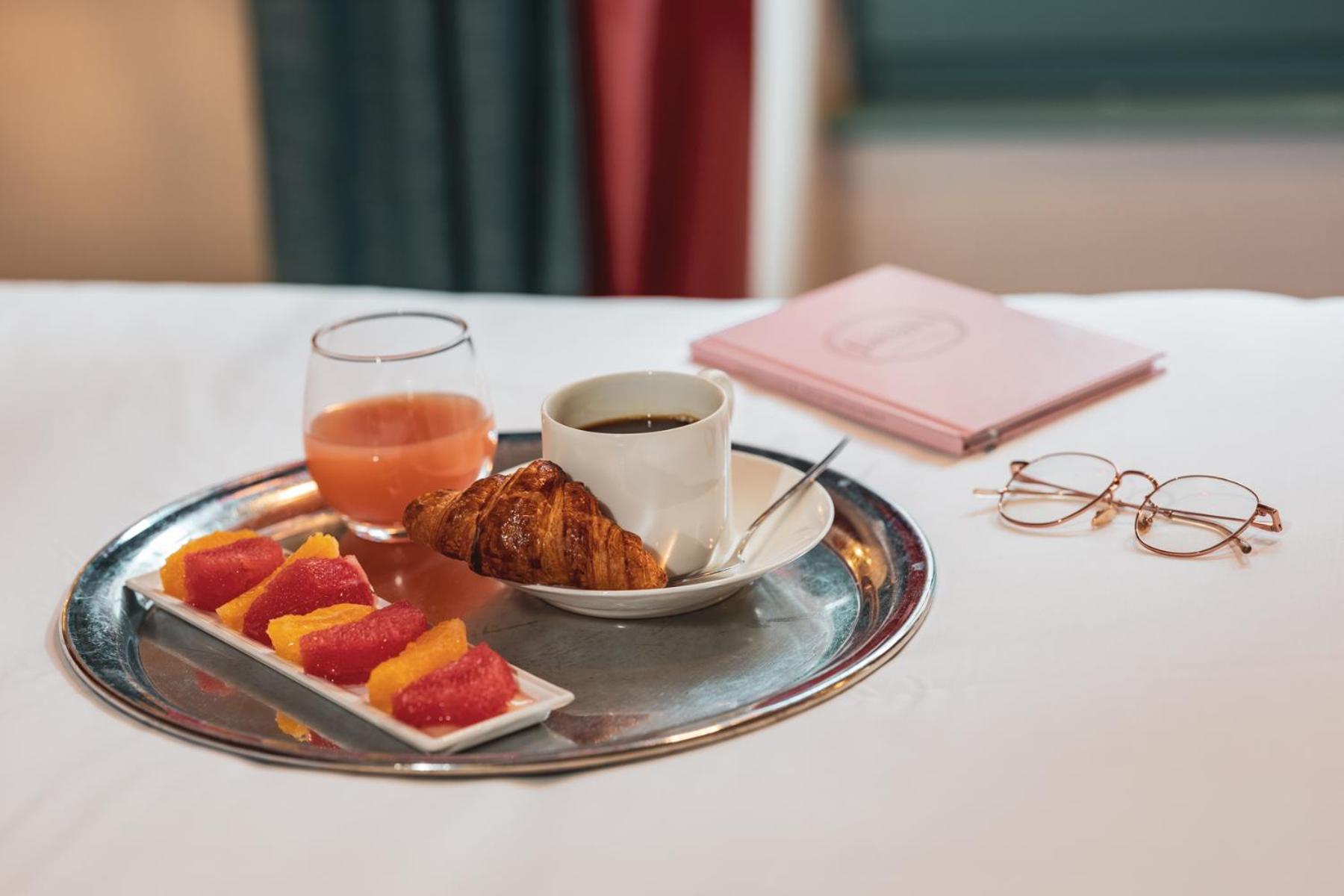 Hotel le Petit Paris